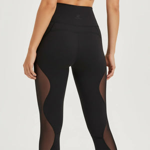 Everywhere Leggings – high-rise leggings with a firm waistband and wave-like mesh detailing – Hype Harmony (photo 9 of 10)