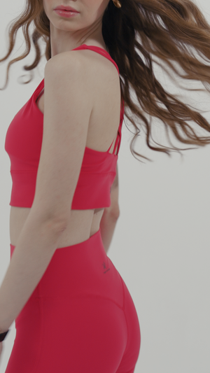 On-Loop Top – sleeveless cropped top with minimal seams – Hype Harmony (photo 1 of 18)