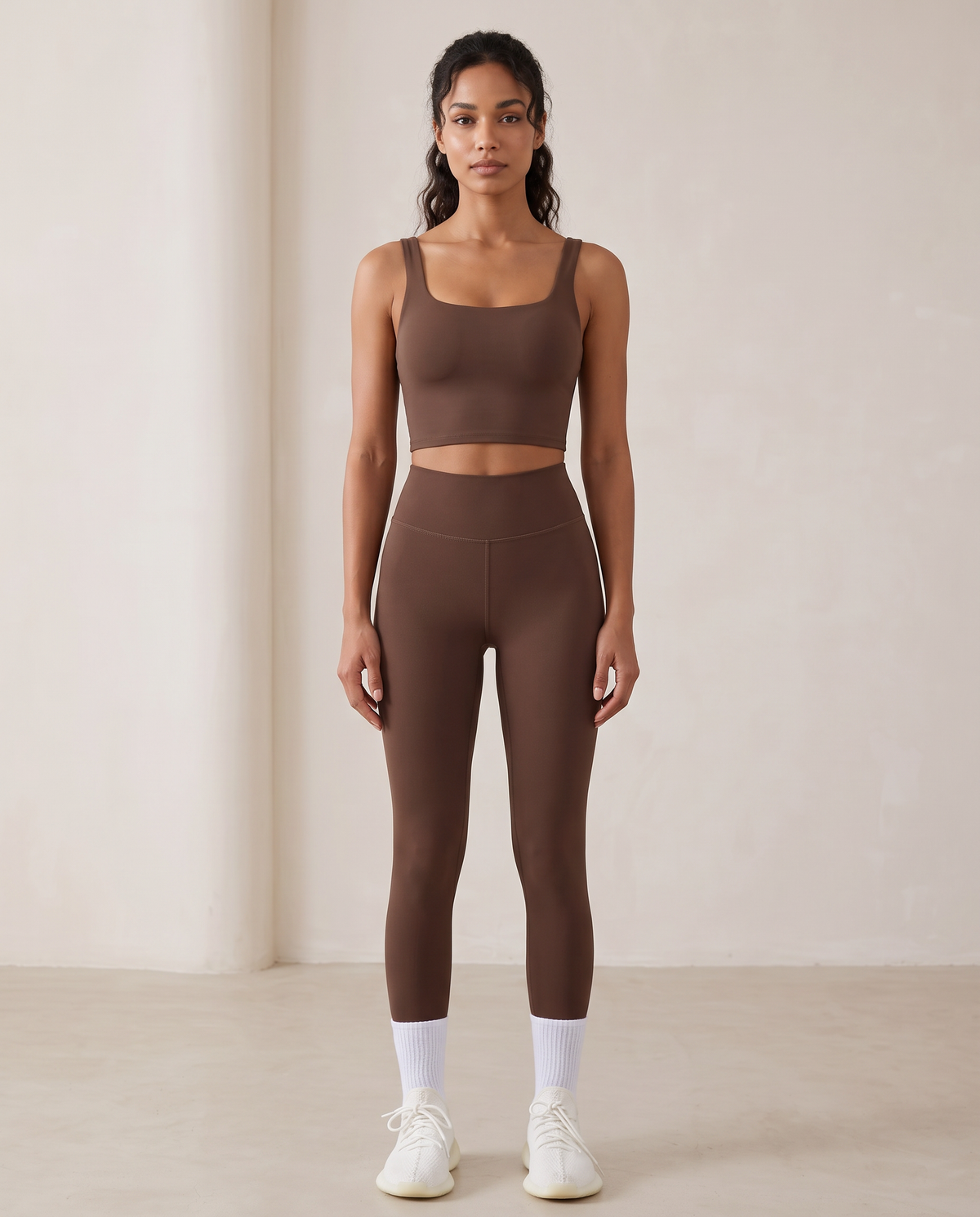 2ndSkin Top in Brown – sleeveless cropped top with minimal seams and a close fit – Hype Harmony