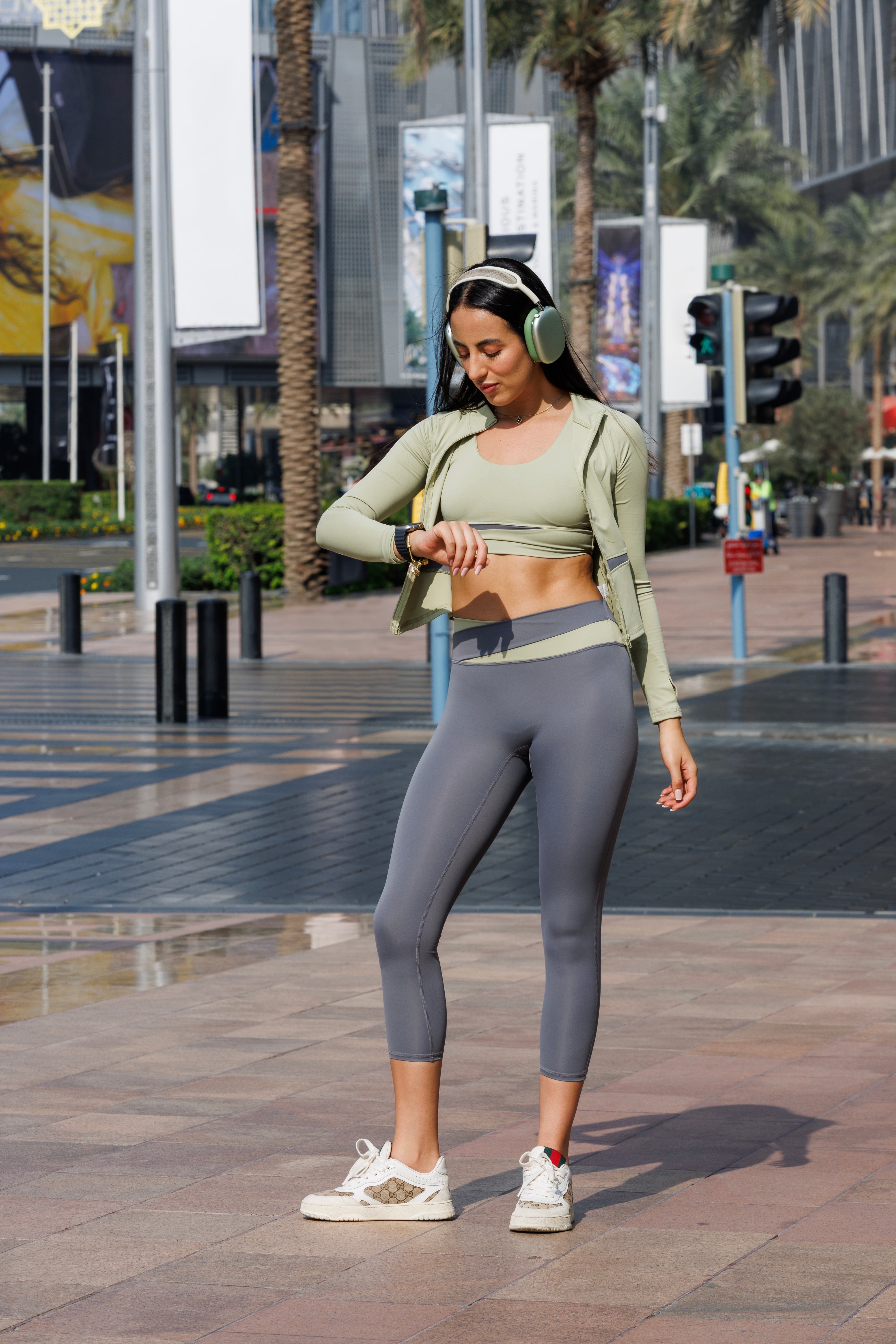 Off The Radar Legging