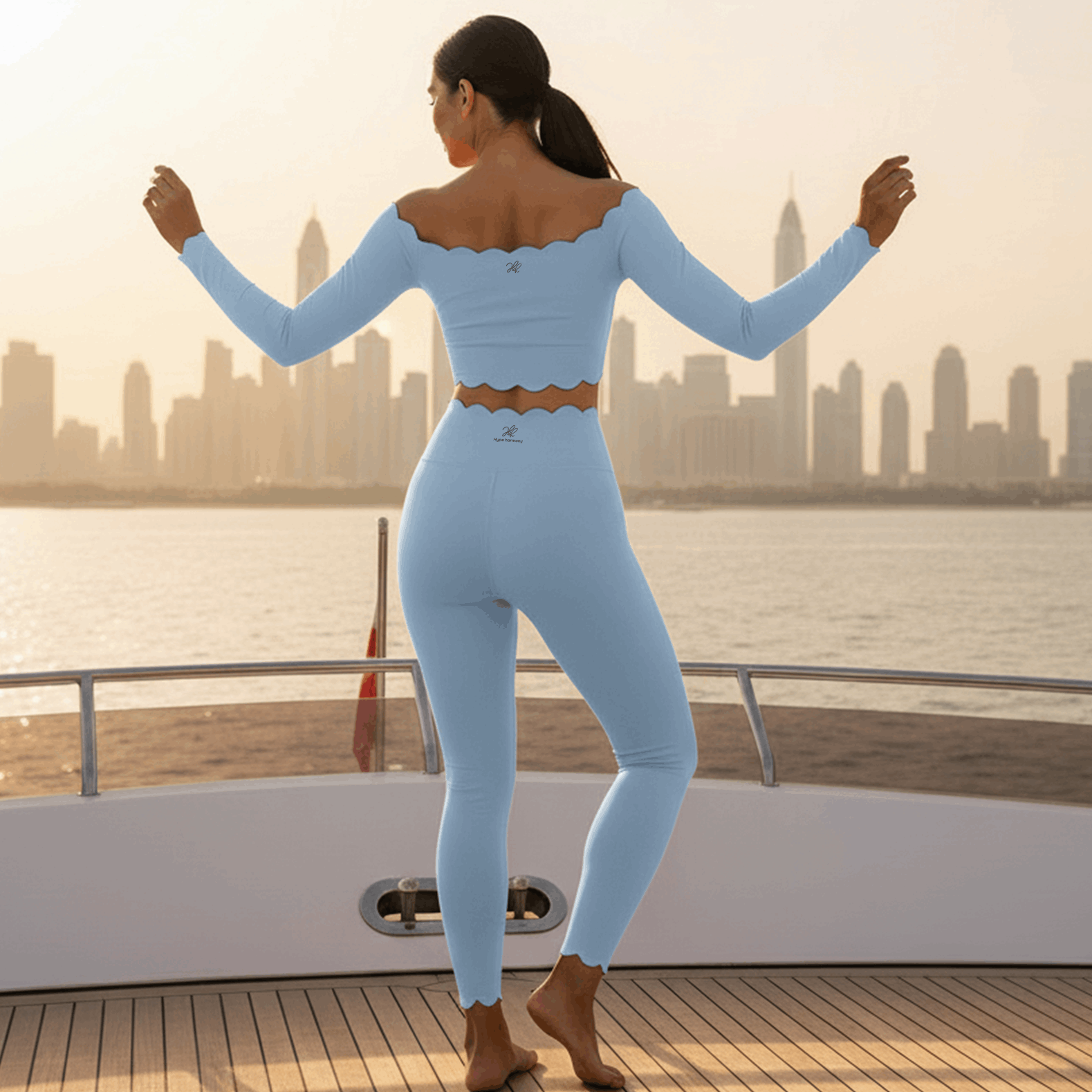 Airkiss Leggings in Baby Blue – high-rise leggings with a smooth waist and close, refined fit – Hype Harmony