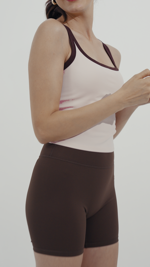 Off-Grid Top – wide-strap top with dark contrast piping – Hype Harmony (photo 2 of 8)