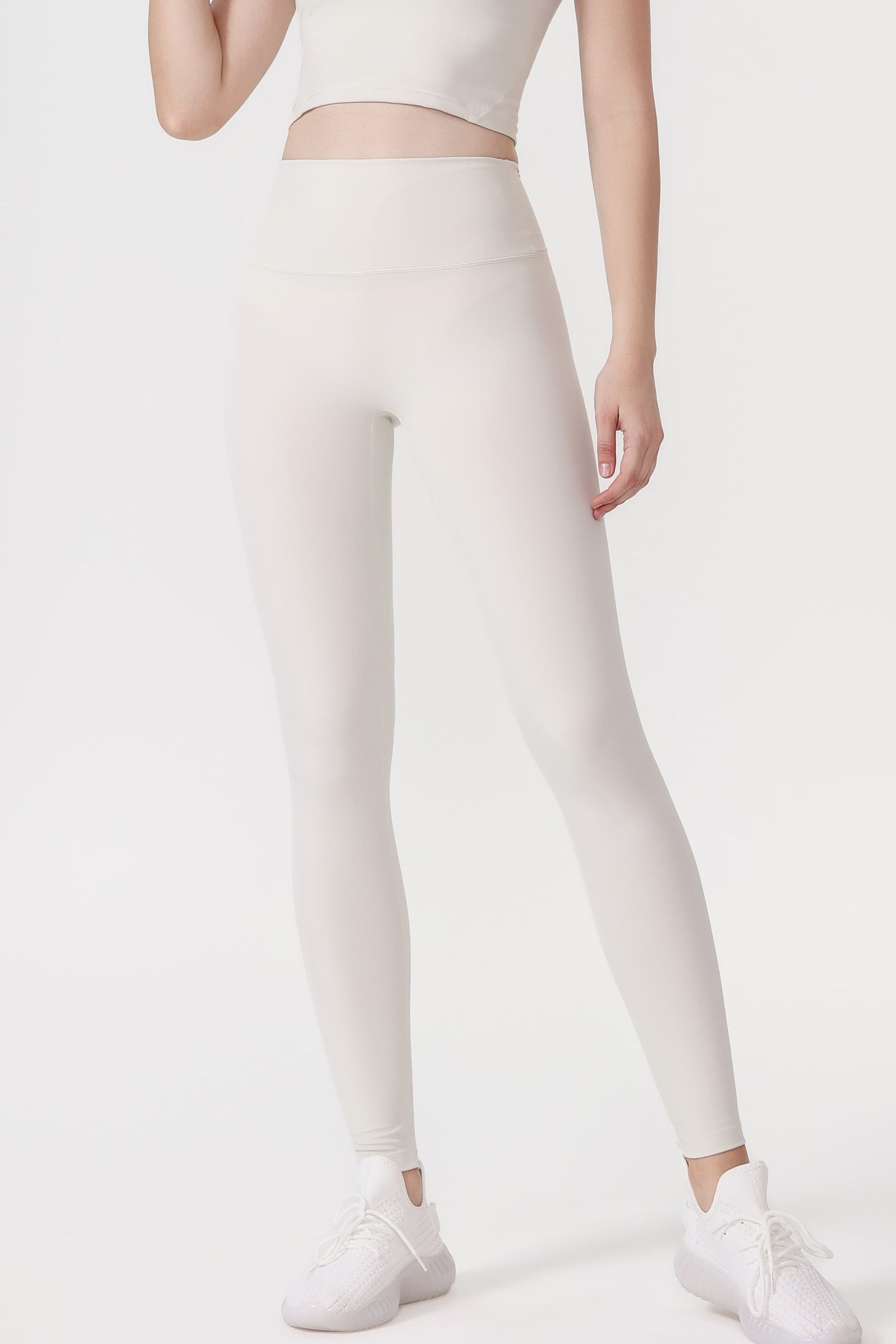 Offline Leggings in Off White – high-rise leggings with a soft flared leg and minimal seams – Hype Harmony