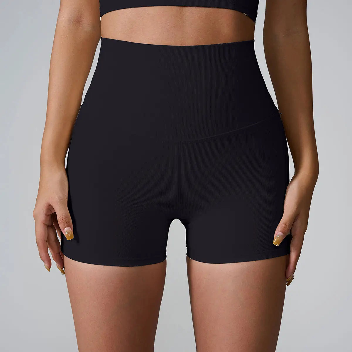 Slip Out Short – shorts with a clean front and a back cut-out – Hype Harmony (photo 14 of 22)