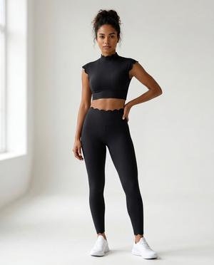 Nux Top-Black